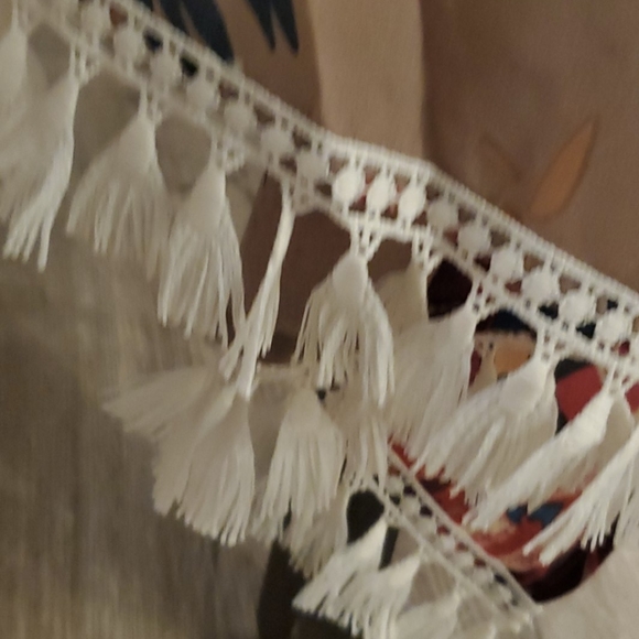 SOLD! Umgee Boutique Tassel Kimono - Picture 3 of 4